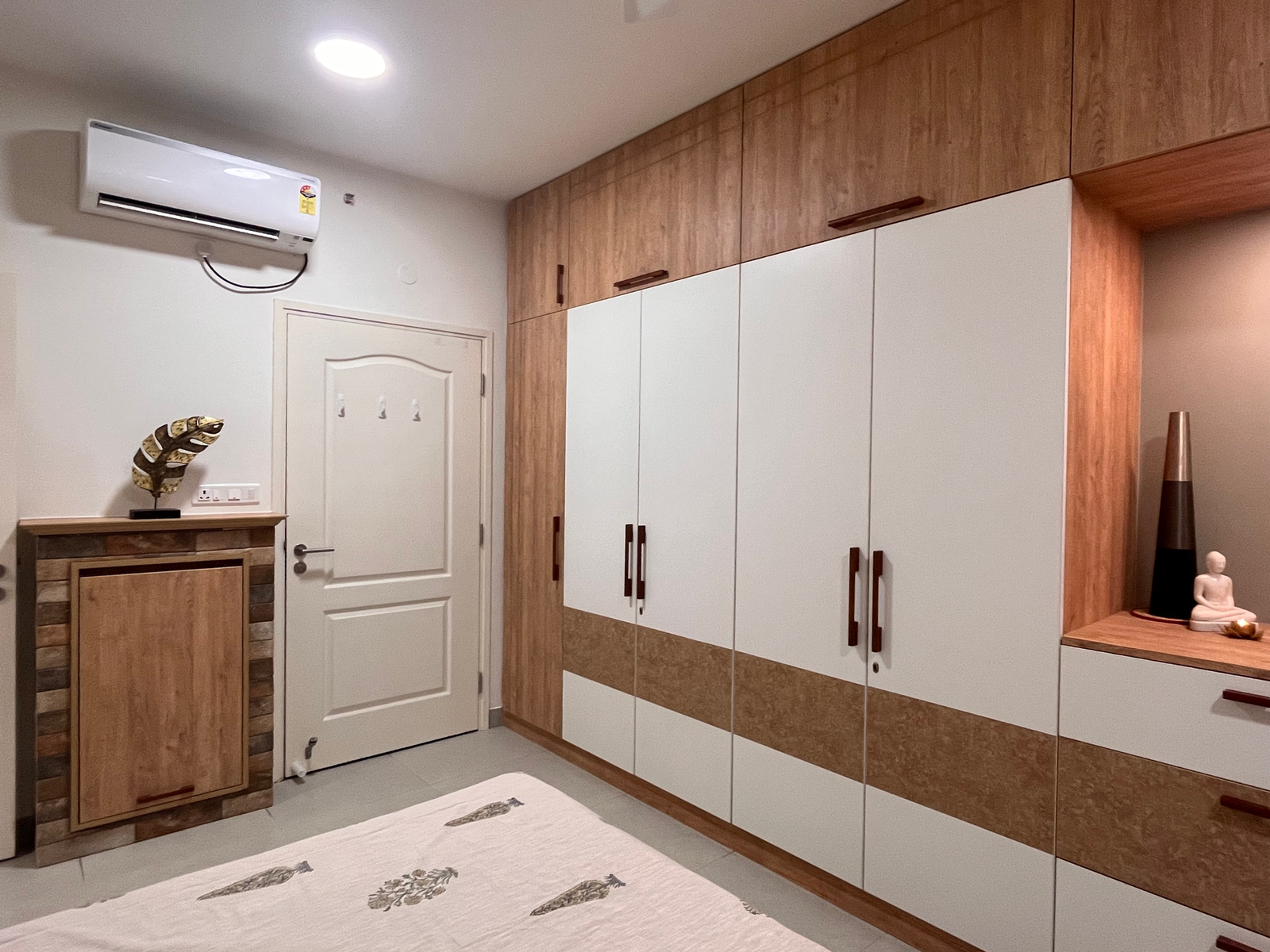 Hidden ironing board that looks like a cabinet
